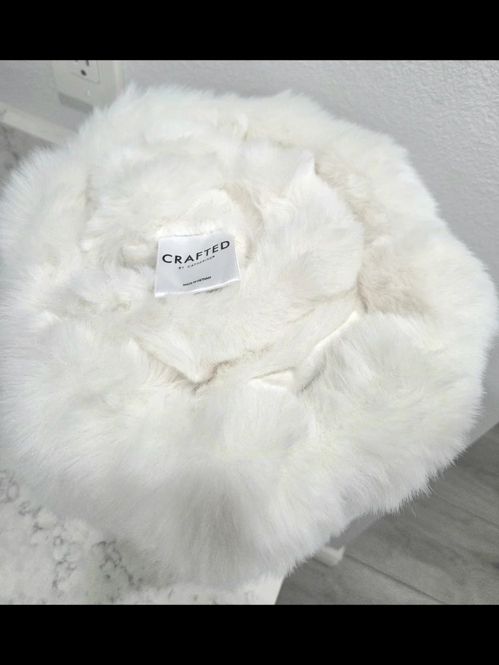 Crafted by Catherine White Faux Fur Bubble Throw Blanket